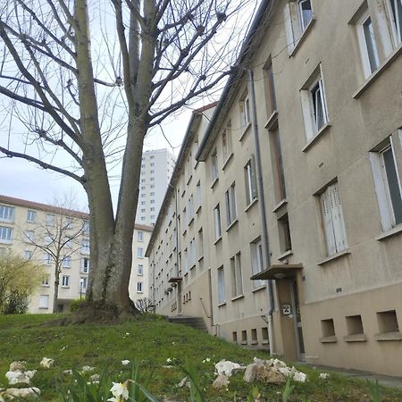 A 5 Min De Paris! Apartment Le Kremlin-Bicetre Luaran gambar